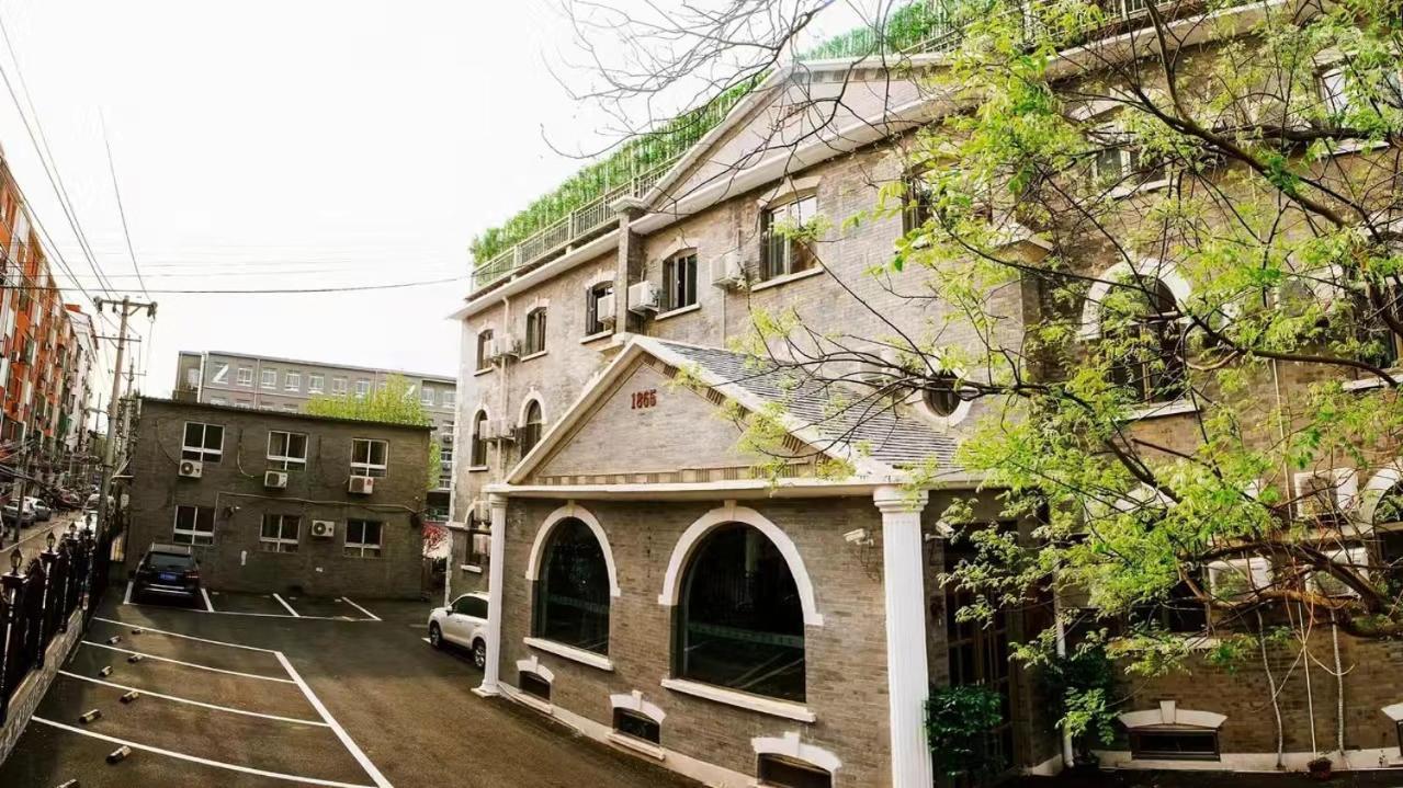 Nostalgia Hotel Beijing Guozijian Ghost Street - Near Beijing Lama Temple, Beihai Park, Jingshan Park, Drum Tower, Houhai Bar Street, Tian'Anmen Square, Located In Beijing Traditional Hutongs, 5 Minutes Away From Beixinqiao Metro Station Dış mekan fotoğraf
