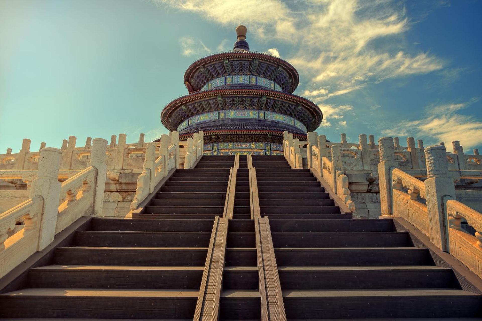 Nostalgia Hotel Beijing Guozijian Ghost Street - Near Beijing Lama Temple, Beihai Park, Jingshan Park, Drum Tower, Houhai Bar Street, Tian'Anmen Square, Located In Beijing Traditional Hutongs, 5 Minutes Away From Beixinqiao Metro Station Dış mekan fotoğraf