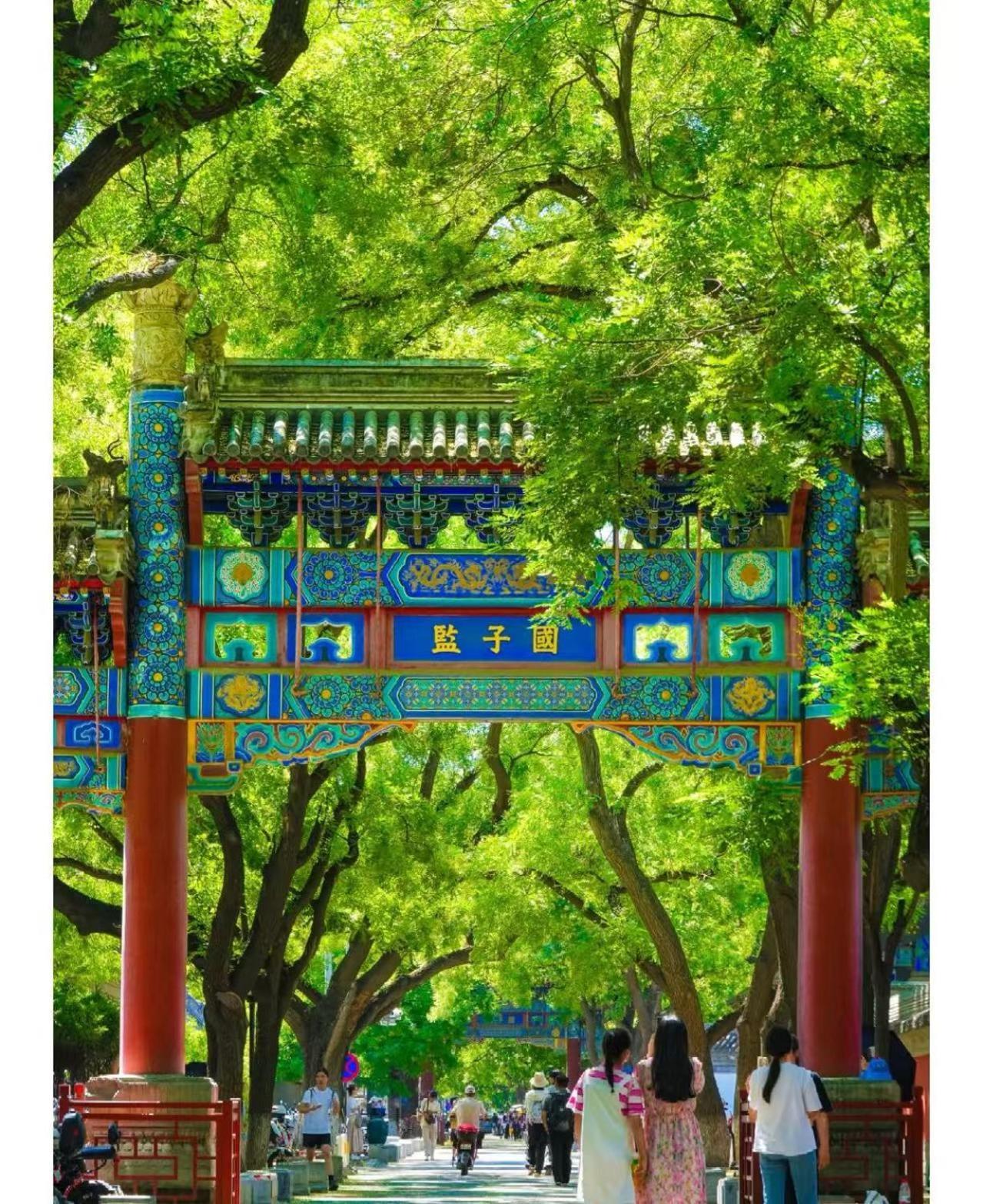 Nostalgia Hotel Beijing Guozijian Ghost Street - Near Beijing Lama Temple, Beihai Park, Jingshan Park, Drum Tower, Houhai Bar Street, Tian'Anmen Square, Located In Beijing Traditional Hutongs, 5 Minutes Away From Beixinqiao Metro Station Dış mekan fotoğraf